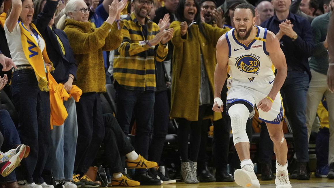 16209463 042025 kgo ap warriors stephen curry img