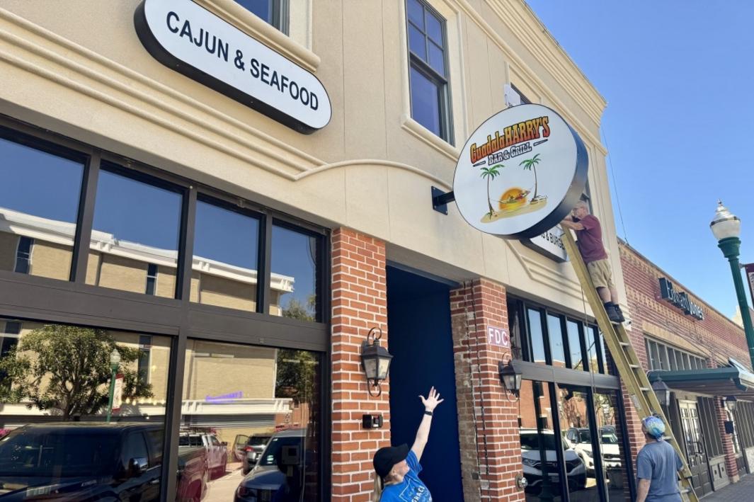 Quán bar Guadalaharry’s chuyển địa điểm về trung tâm thành phố Conroe