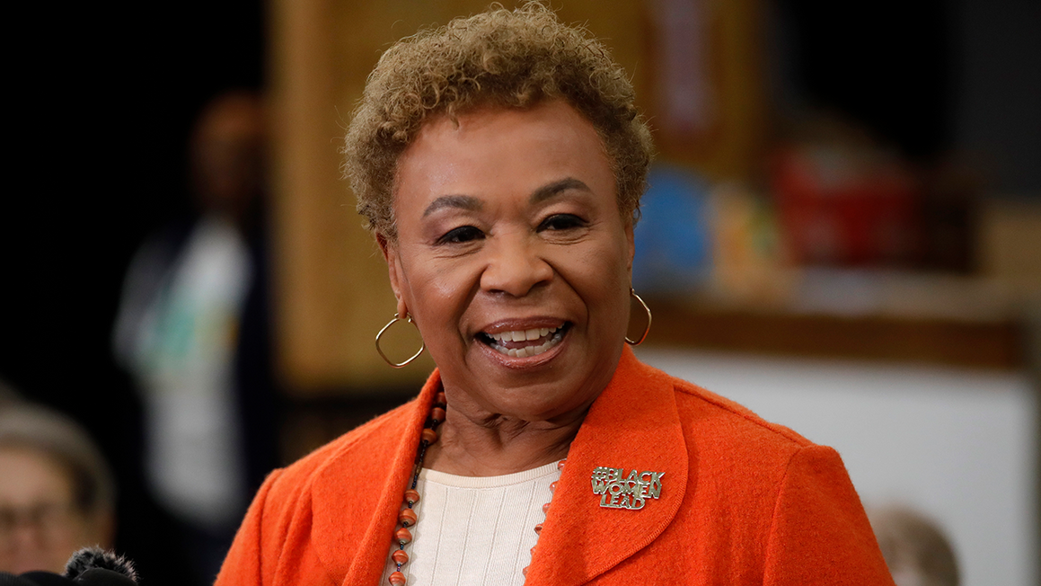 Bà Barbara Lee, chính trị gia kỳ cựu của California, đắc cử Thị trưởng Oakland trong bối cảnh thành phố gặp nhiều khó khăn