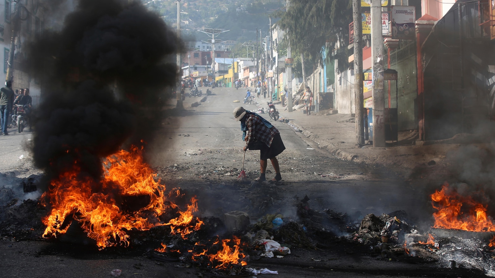 Haiti ban bố “ngân sách thời chiến” khi các băng đảng tội phạm chiếm giữ nhiều thị trấn