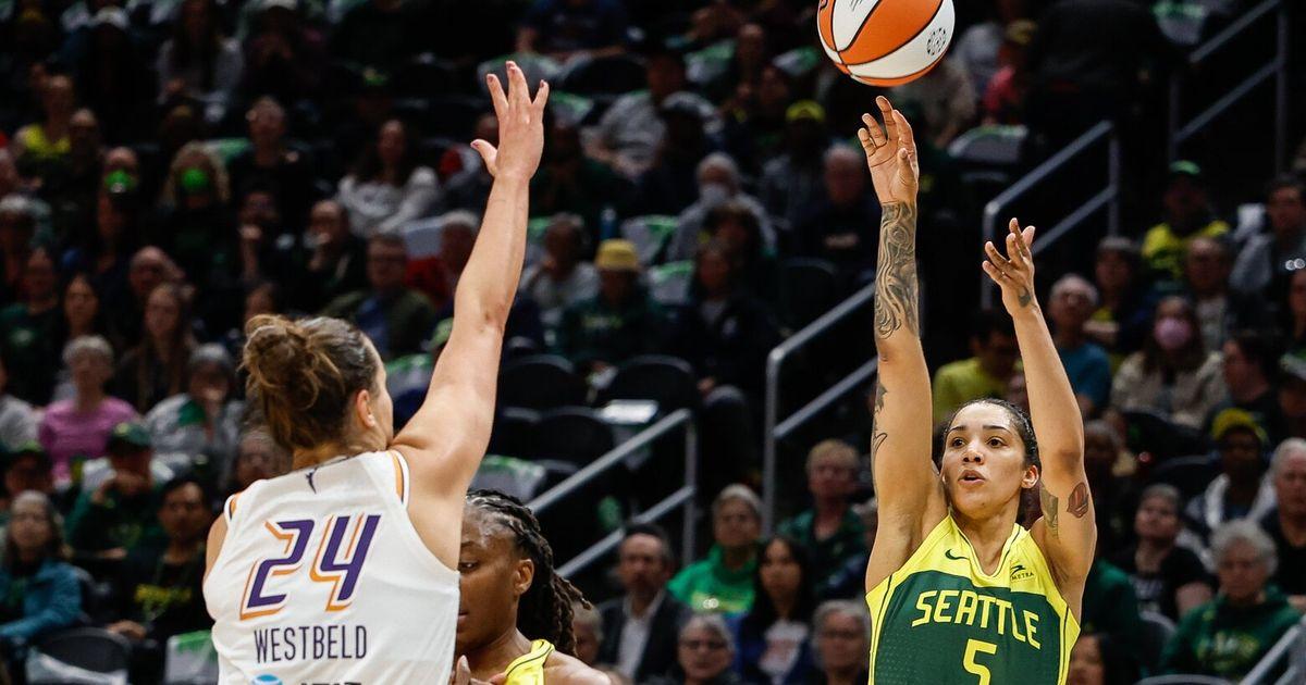 Seattle Storm ‘báo thù’ thành công Phoenix Mercury ngay trận mở màn trên sân nhà