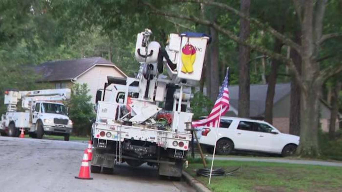 Conroe, Texas: Cư dân bức xúc vì mất điện kéo dài sau bão