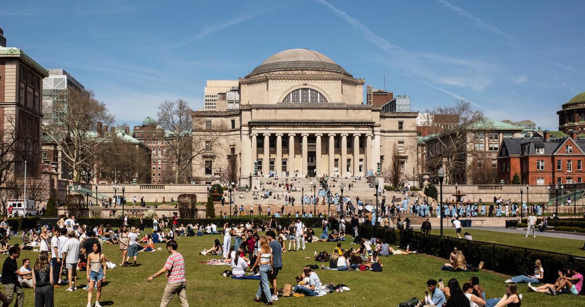 Đại học Columbia sa thải 180 nhân viên do mất nguồn tài trợ liên bang