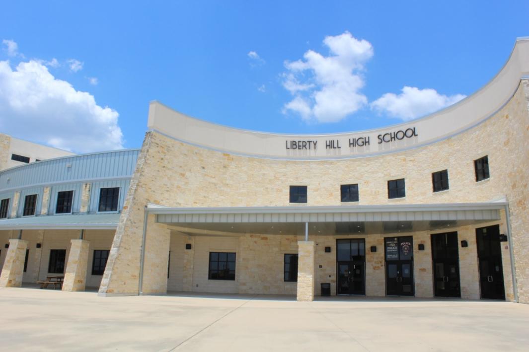 Liberty Hill ISD: Nhiều trường mới và dự án cải tạo khởi công, tạo điều kiện học tập tốt hơn cho học sinh