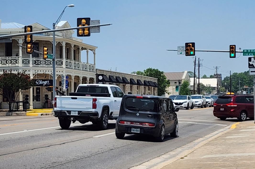 San Antonio: Fair Oaks Ranch cập nhật thỏa thuận phát triển, Hội đồng thành phố Boerne xem xét các vấn đề giao thông