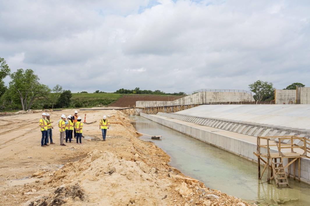 Round Rock: Đang hoàn thiện đập lớn trị giá hàng triệu đô để chống lụt