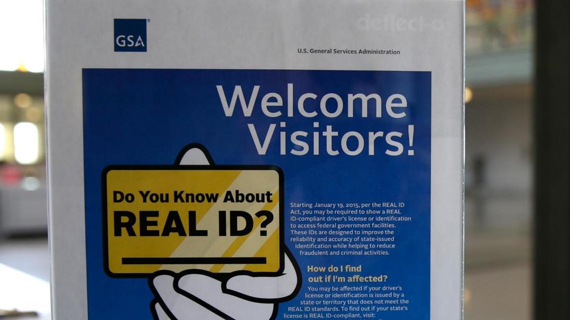 Bạn có thể bay mà không cần REAL ID không? Đây là những điều cần biết khi thời hạn chỉ còn vài ngày