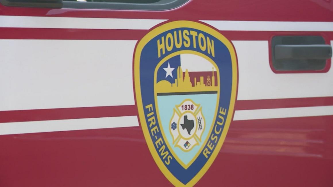 Thị trưởng Houston mạnh tay: “Không có chỗ cho phân biệt chủng tộc trong lực lượng cứu hỏa”