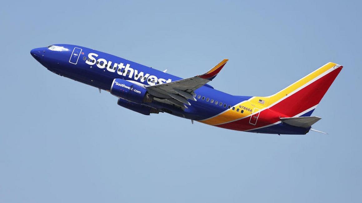 Southwest Airlines Chia Tay ‘Miễn Phí Hành Lý’: Phí Mới Bao Nhiêu Và Cách Nào Để Thoát?