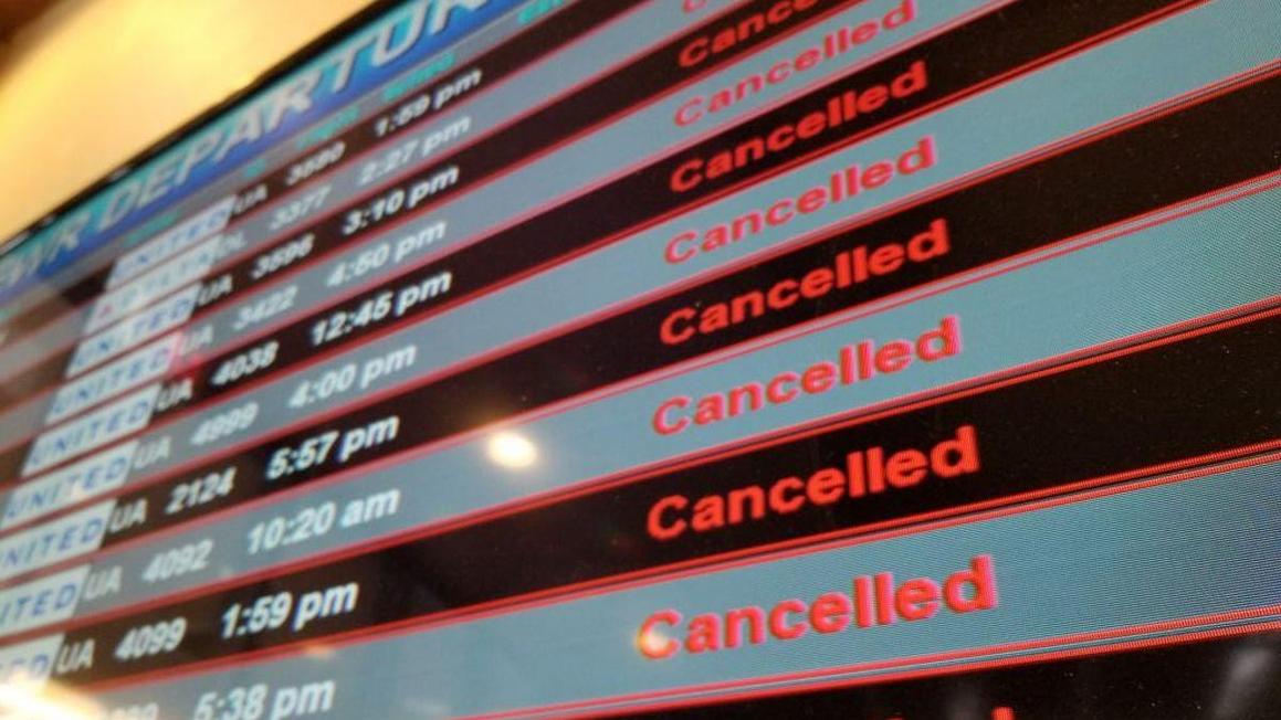 Bí quyết né tránh cảnh hoãn và hủy chuyến bay ở phi trường Newark