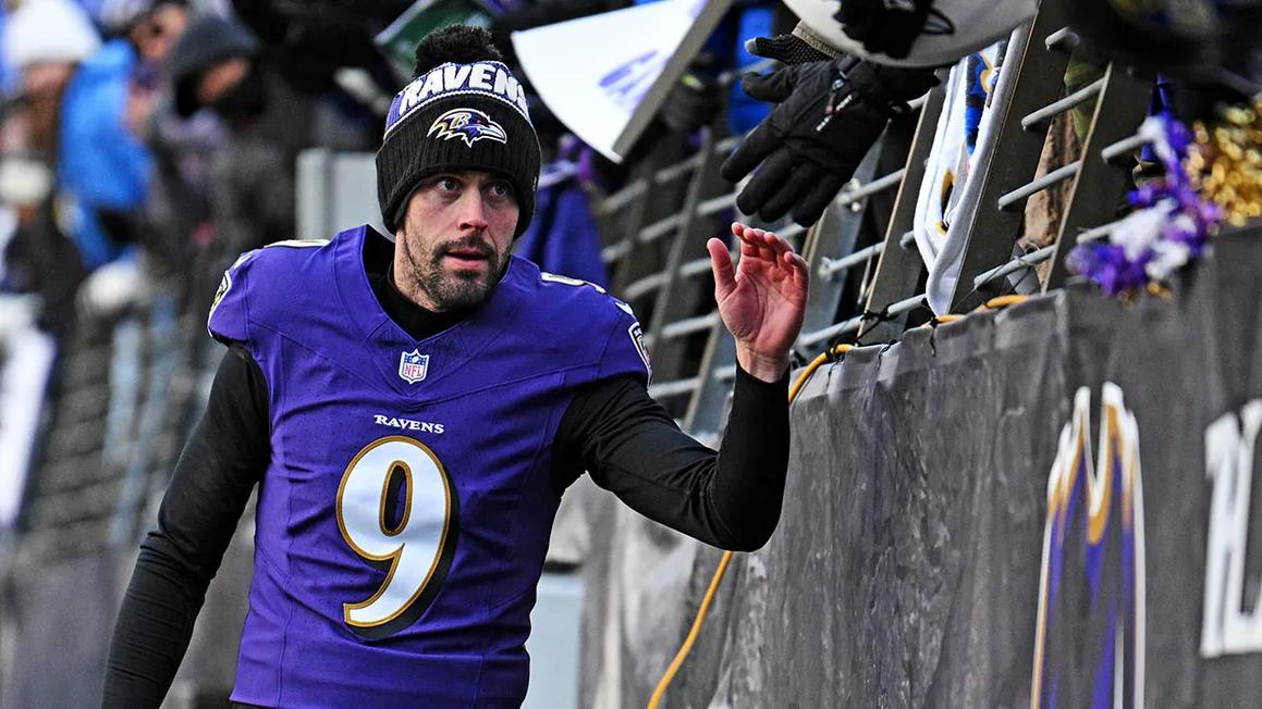 Justin Tucker, ngôi sao NFL gốc Việt, bị cắt hợp đồng giữa cáo buộc tấn công tình dục: Huấn luyện viên nói gì?