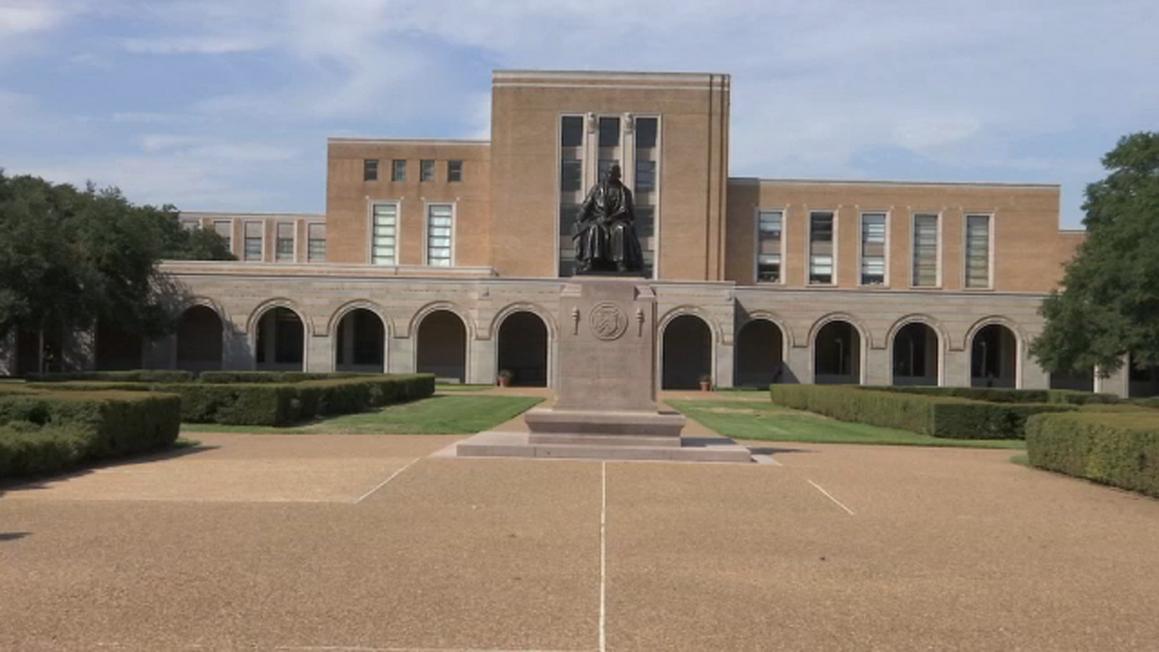 Đại học Rice và Đại học Houston lọt top các trường đại học tốt nhất thế giới năm 2026