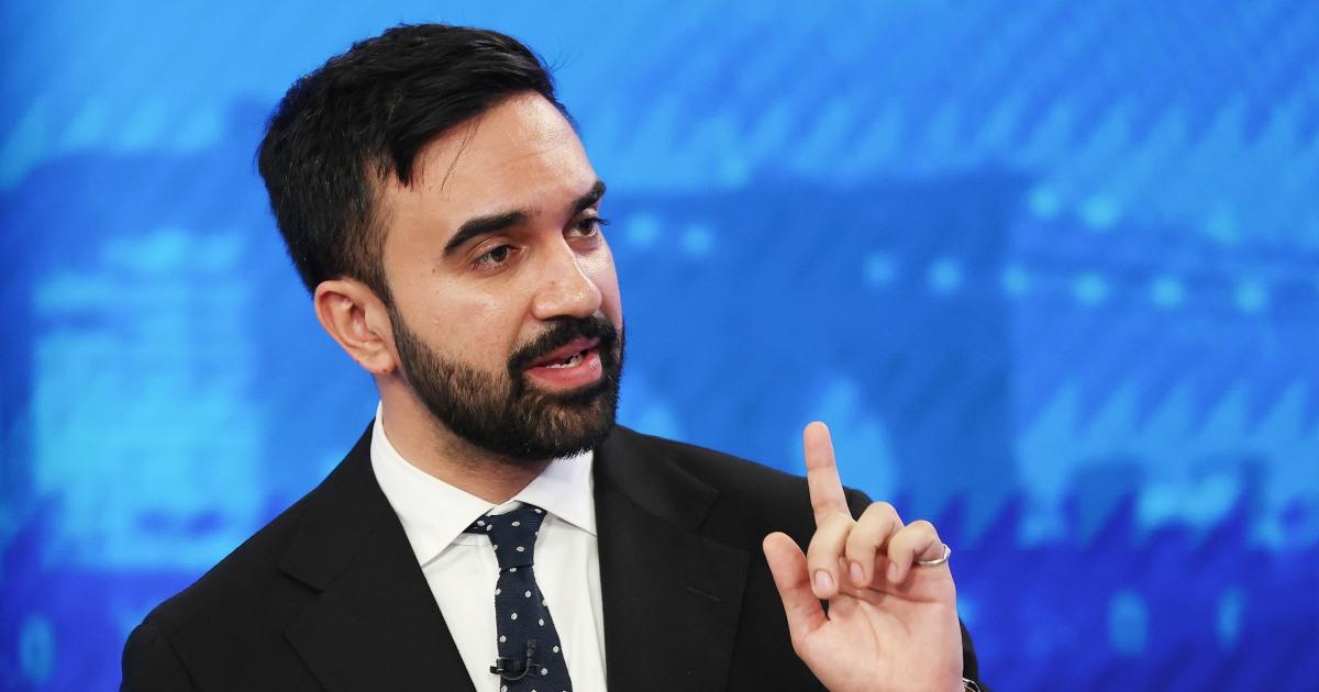 Ứng viên Thị trưởng New York Zohran Mamdani từ chối lên án khẩu hiệu ‘Toàn cầu hóa Intifada’