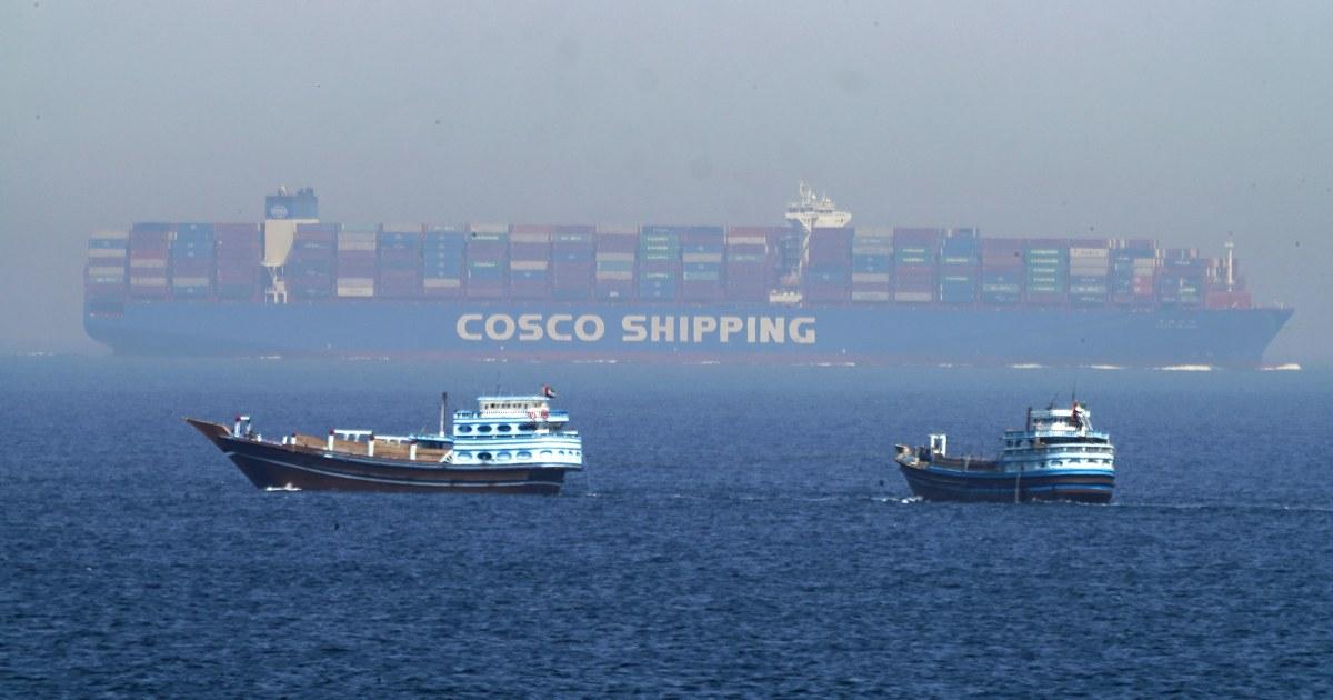 Quốc hội Iran ủng hộ phong tỏa Eo biển Hormuz, nhưng các chuyên gia cảnh báo: Tehran sẽ ‘tự làm hại’ mình