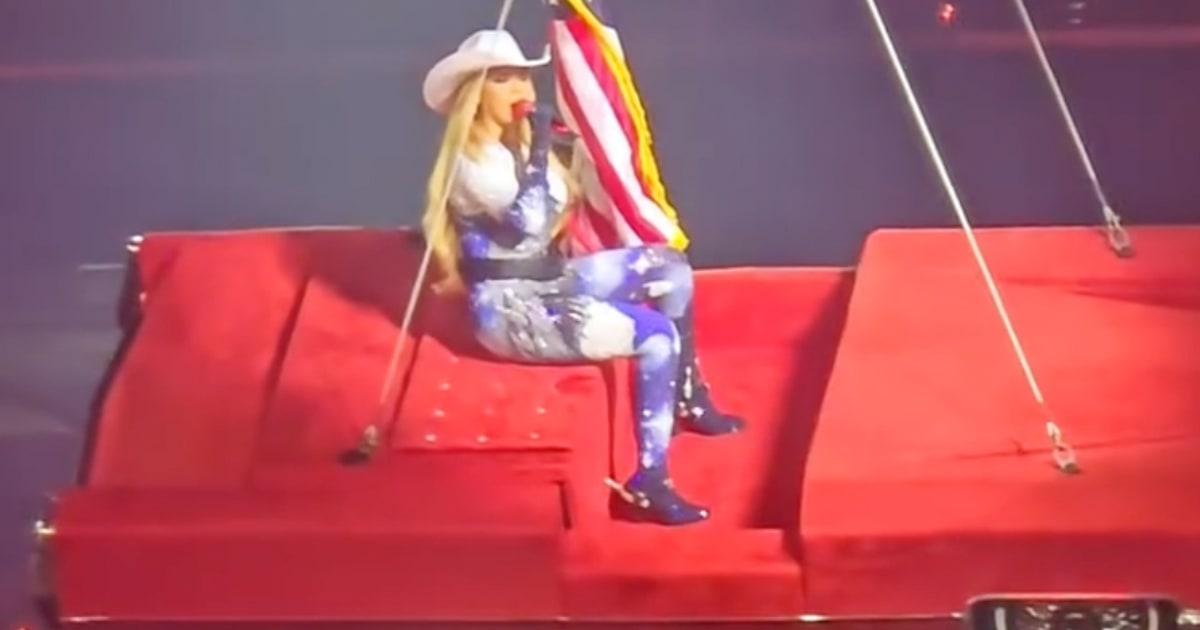Sự cố trên không: Xe bay của Beyoncé gặp trục trặc trong buổi diễn ở Houston