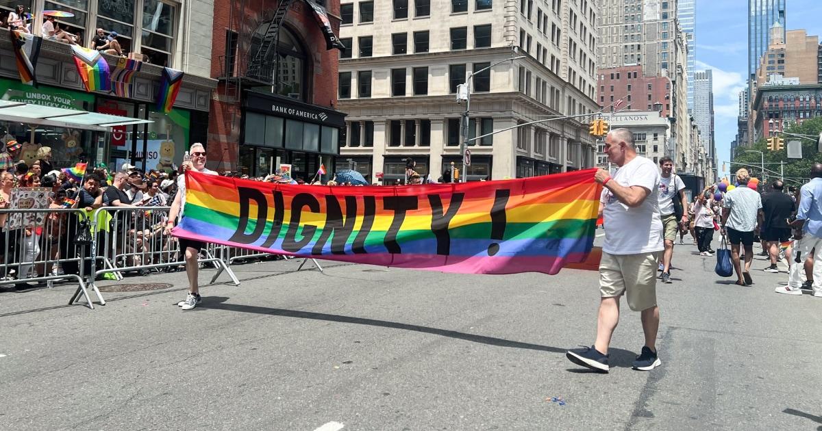 Số lượng nhà tài trợ cho cuộc diễu hành NYC Pride 2025 giảm đáng kể do phản ứng dữ dội về DEI