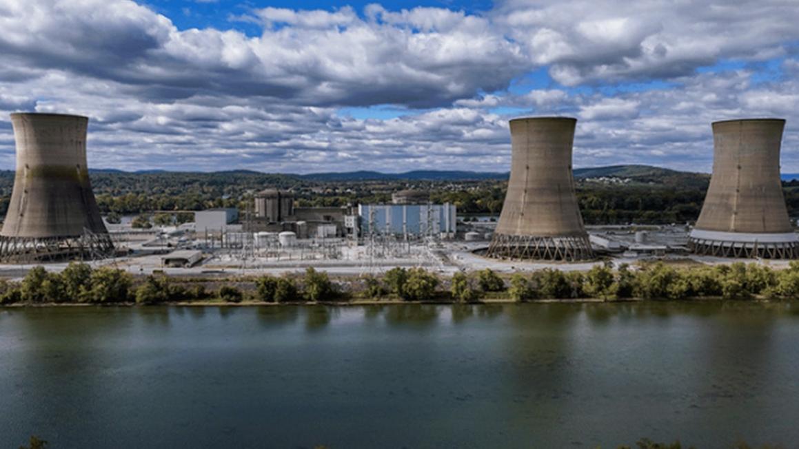 Nhà máy điện hạt nhân Three Mile Island dự kiến tái khởi động sớm hơn dự kiến