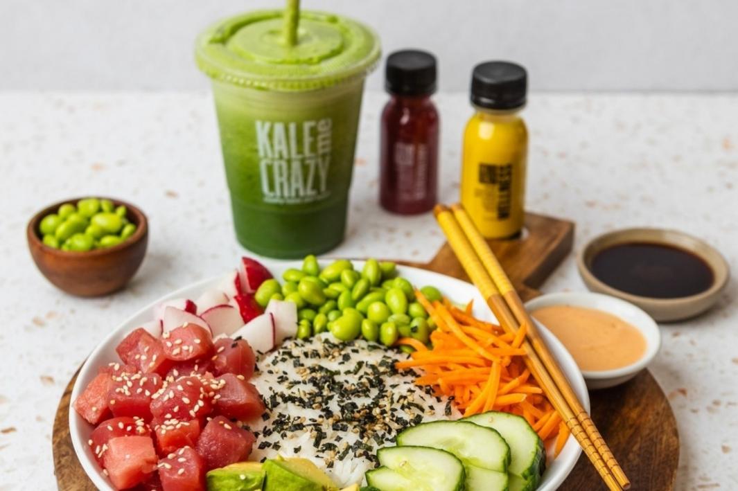 Kale Me Crazy phục vụ đồ ăn và thức uống tốt cho sức khỏe tại Four Points, Austin