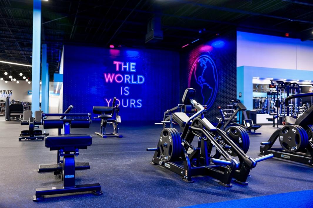 Phòng gym Amped Fitness khai trương địa điểm mới tại Willowbrook, Houston