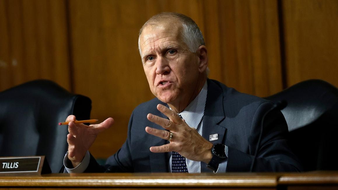 Thượng nghị sĩ Tillis tuyên bố không tái tranh cử sau lời đe dọa từ Tổng Thống Trump