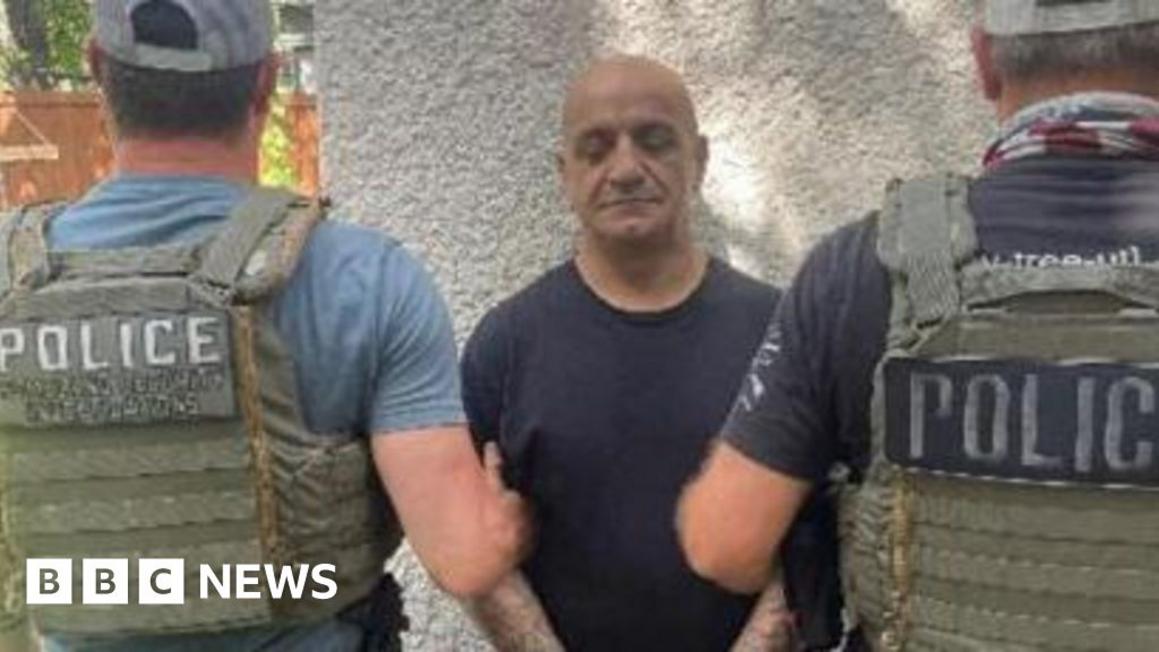 FBI tăng cường chống khủng bố sau các cuộc tấn công của Iran