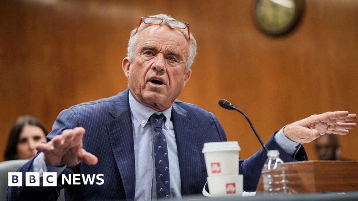 Robert F. Kennedy Jr. Sa Thải Toàn Bộ Ủy Ban Tư Vấn Về Vaccine Của Hoa Kỳ