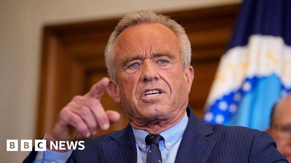 RFK Jr Bổ Nhiệm Cố Vấn Vaccine Mới Sau Khi Sa Thải Ủy Ban Cũ Của Mỹ
