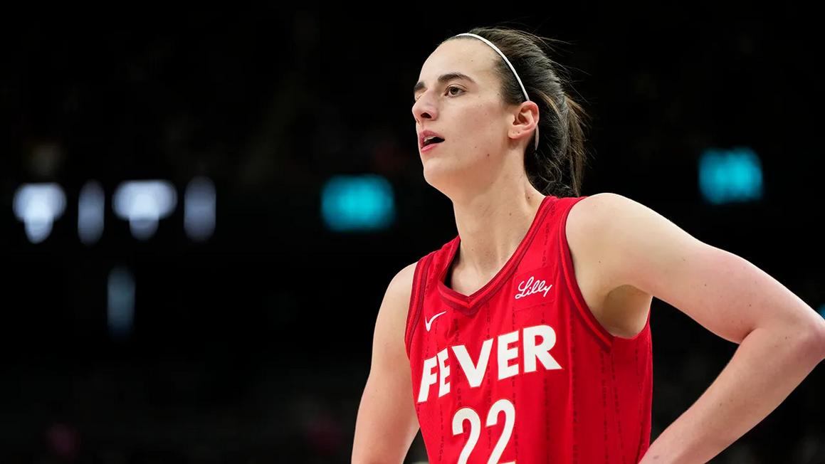 Caitlin Clark tiếp tục chuỗi ngày thi đấu kém thuyết phục, Indiana Fever tan vỡ ở hiệp cuối trước Aces