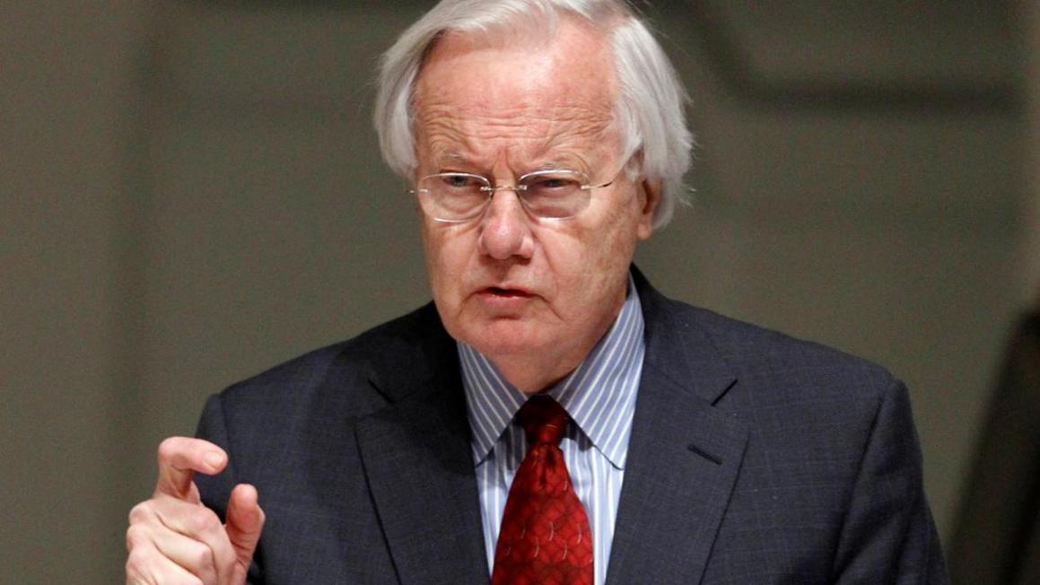 Nhà báo kỳ cựu Bill Moyers qua đời ở tuổi 91