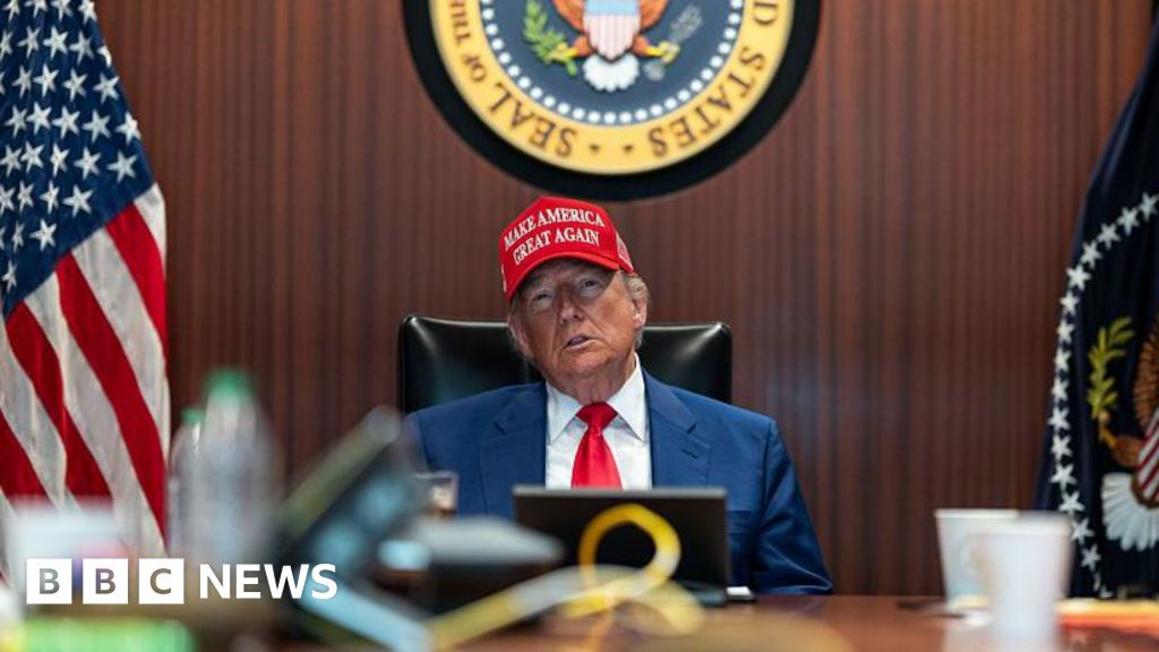 Nếu Iran ngừng trả đũa, các cuộc tấn công đầy rủi ro của Tổng Thống Trump có thể thành công