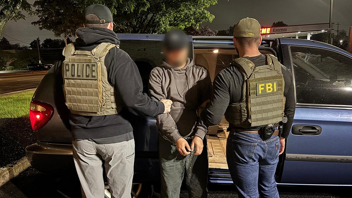 ICE Bắt Giữ Công Dân Nga Bị Tố Là Thành Viên Al Qaeda Tại Mỹ