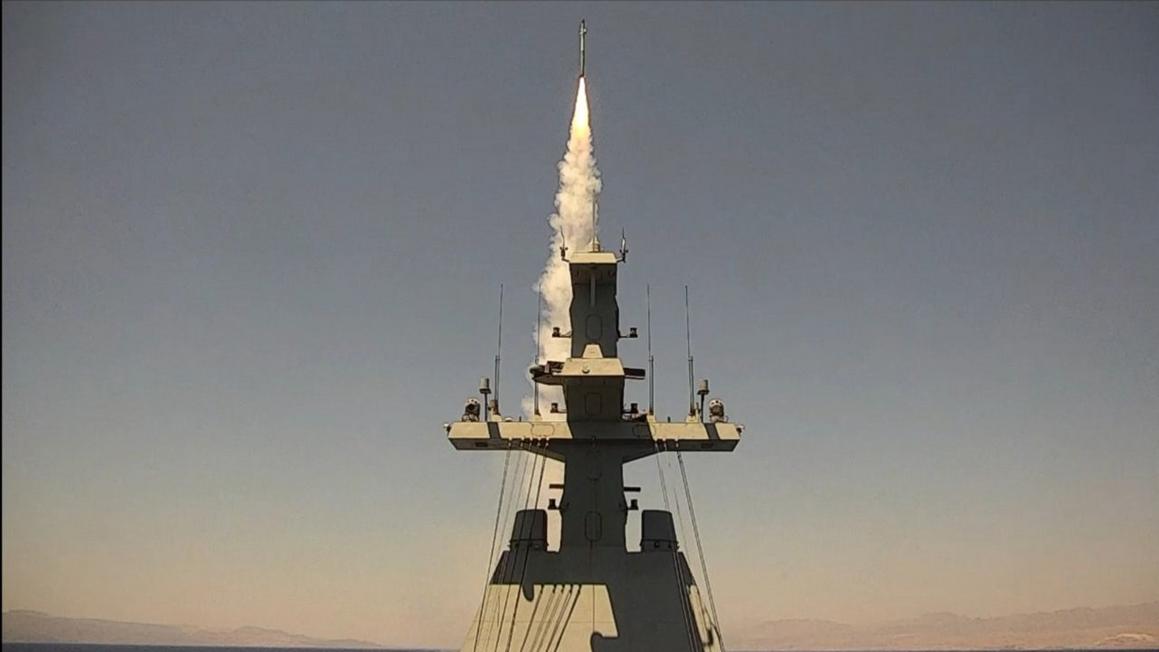 Israel Lần Đầu Tiên Sử Dụng Hệ Thống Phòng Không Mới ‘Barak Magen’ Chặn Đứng Drone Iran