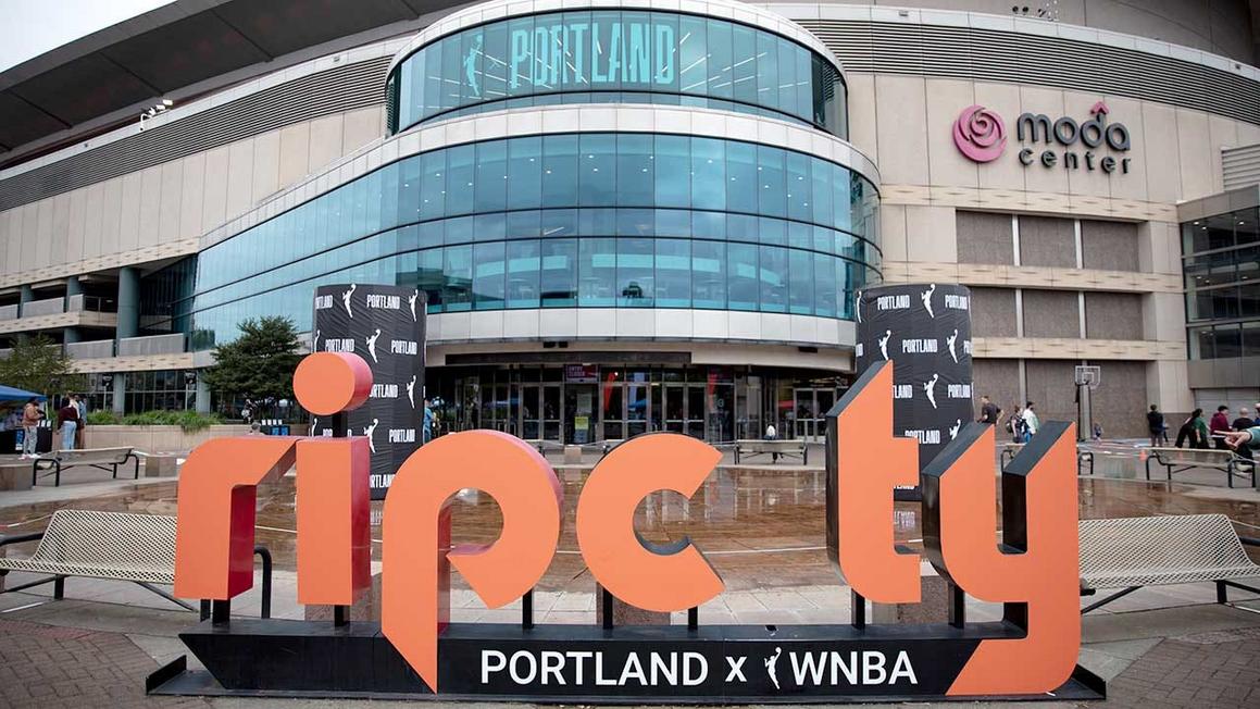 Đội bóng rổ WNBA Portland sa thải chủ tịch chỉ sau hai tháng nhậm chức