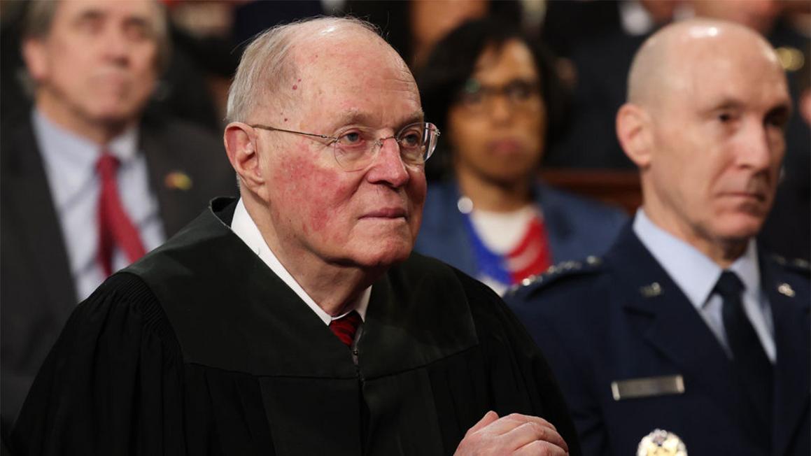 Cựu Thẩm phán Tòa Tối cao Anthony Kennedy kêu gọi đối thoại chính trị văn minh, cảnh báo ‘Nền dân chủ đang gặp nguy hiểm’