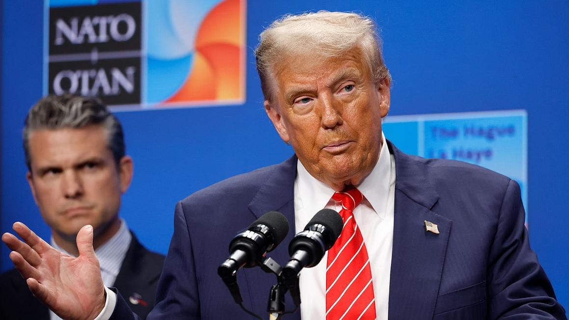 Sự thay đổi đáng kinh ngạc của Trump về NATO: Từ đe dọa rút quân đến ‘bố già’ của liên minh