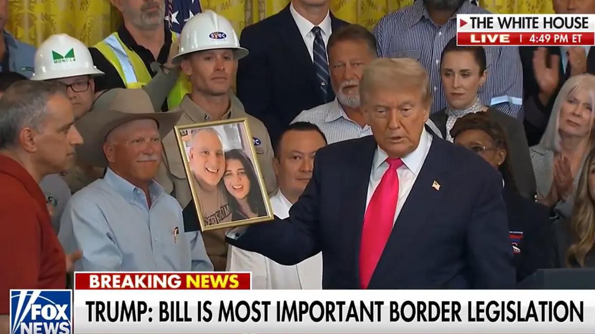 Tổng Thống Trump nhấn mạnh về những bậc cha mẹ mất con vì chính sách biên giới mở trong sự kiện về ‘Dự luật Lớn và Tuyệt vời’