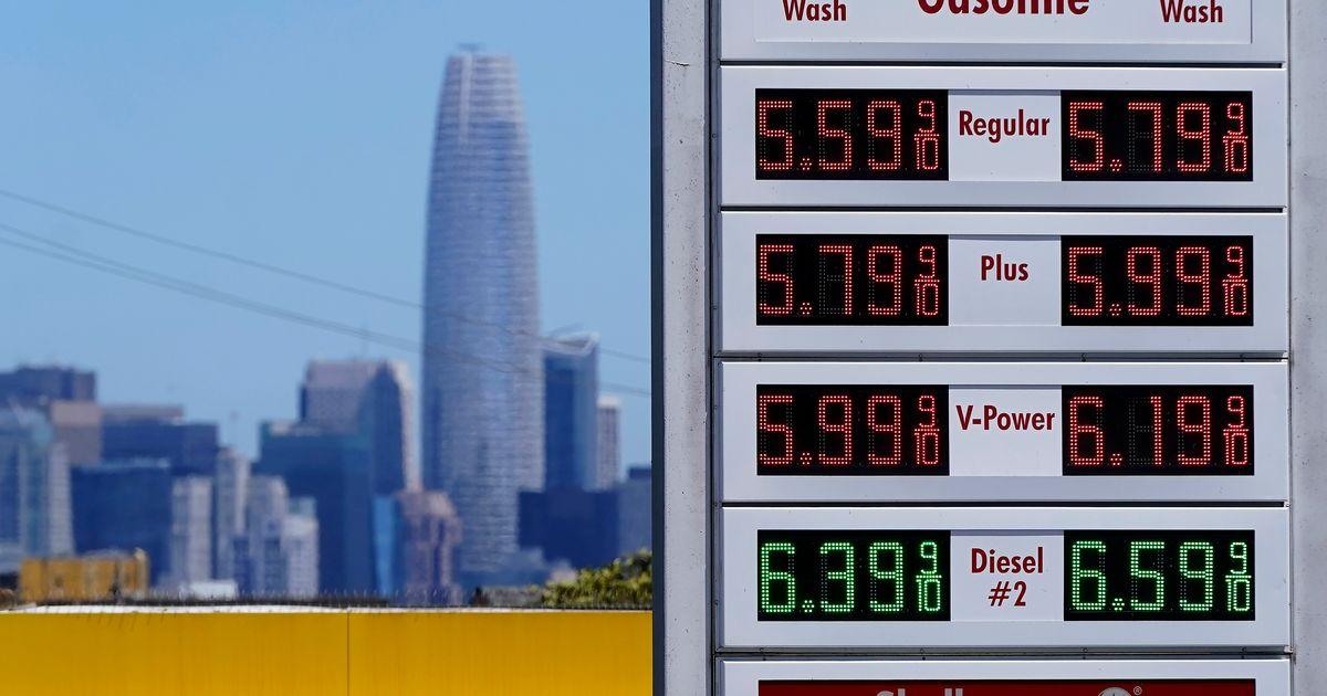 Cơ quan quản lý năng lượng California đề nghị tạm dừng kế hoạch phạt các công ty dầu mỏ thu lợi nhuận quá mức