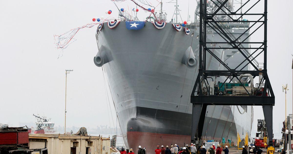 Lầu Năm Góc Đổi Tên Tàu USNS Harvey Milk Để Tôn Vinh Thủy Thủ Thế Chiến II