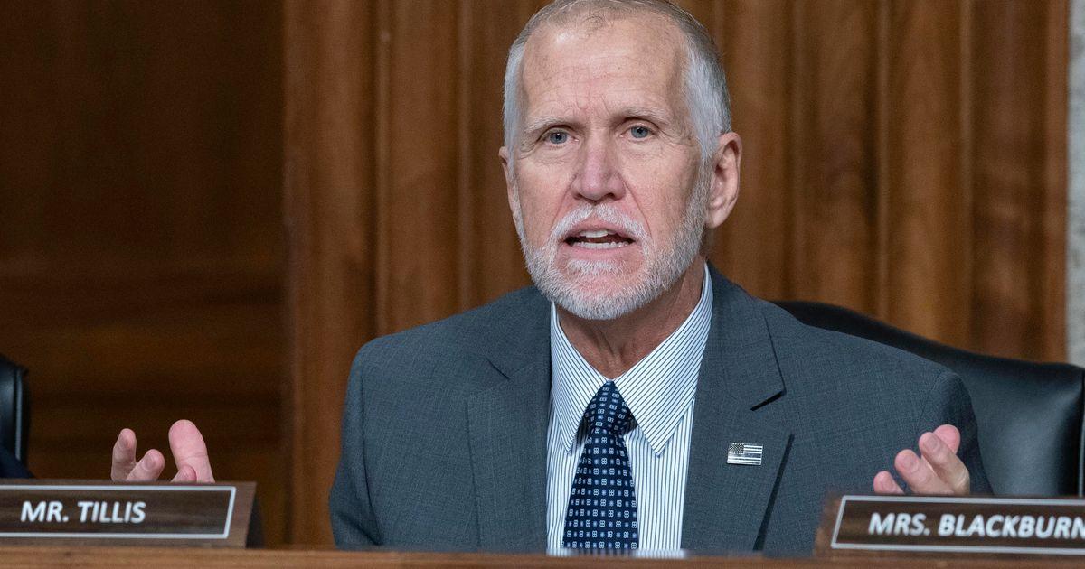 Thượng Nghị Sĩ Cộng Hòa Thom Tillis của North Carolina sẽ không tái tranh cử năm 2026 sau khi phản đối dự luật của Tổng Thống Trump