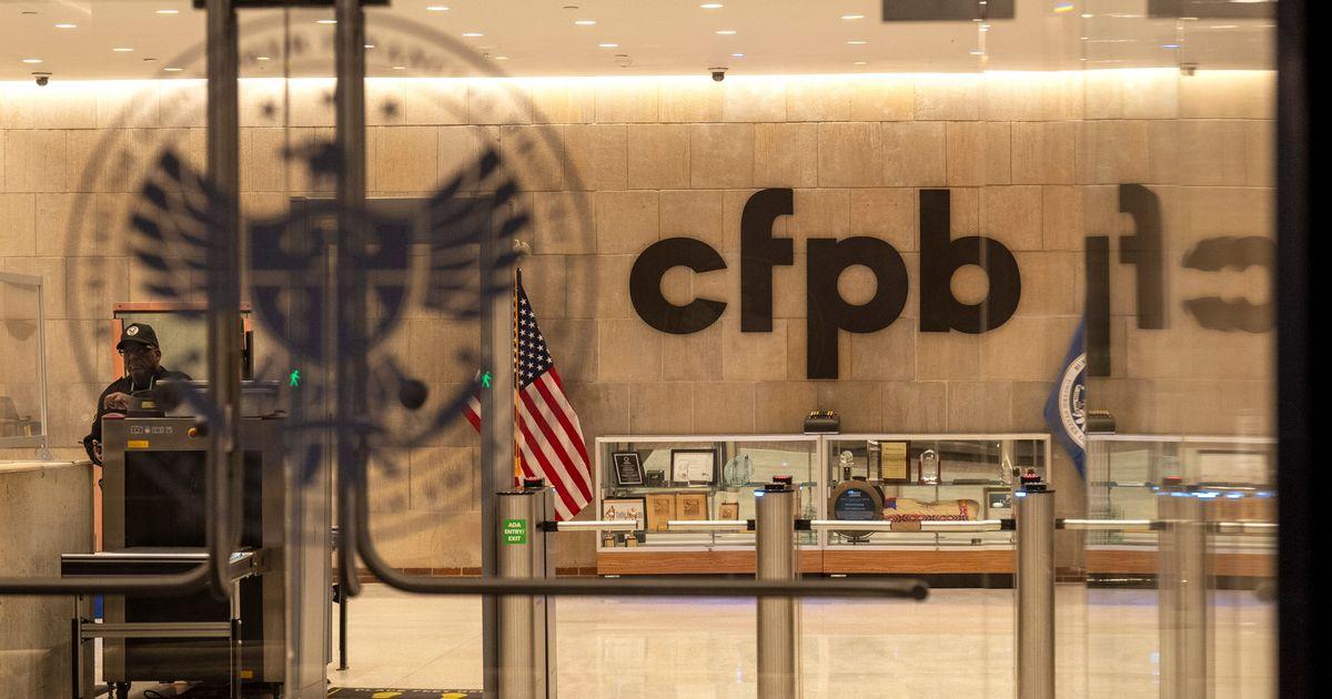 Đảng Cộng hòa tại Thượng Viện tìm cách cắt giảm một nửa ngân quỹ của CFPB, hàng trăm nhân viên có thể mất việc