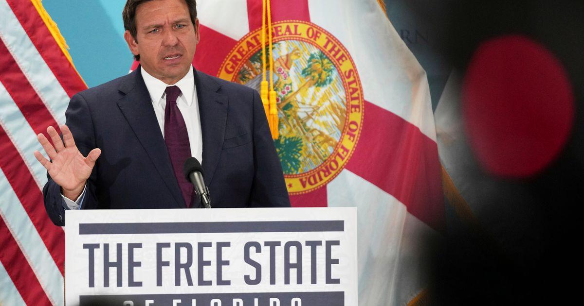 Thống đốc DeSantis ký ban hành ngân sách Florida đã cắt giảm hàng triệu đô