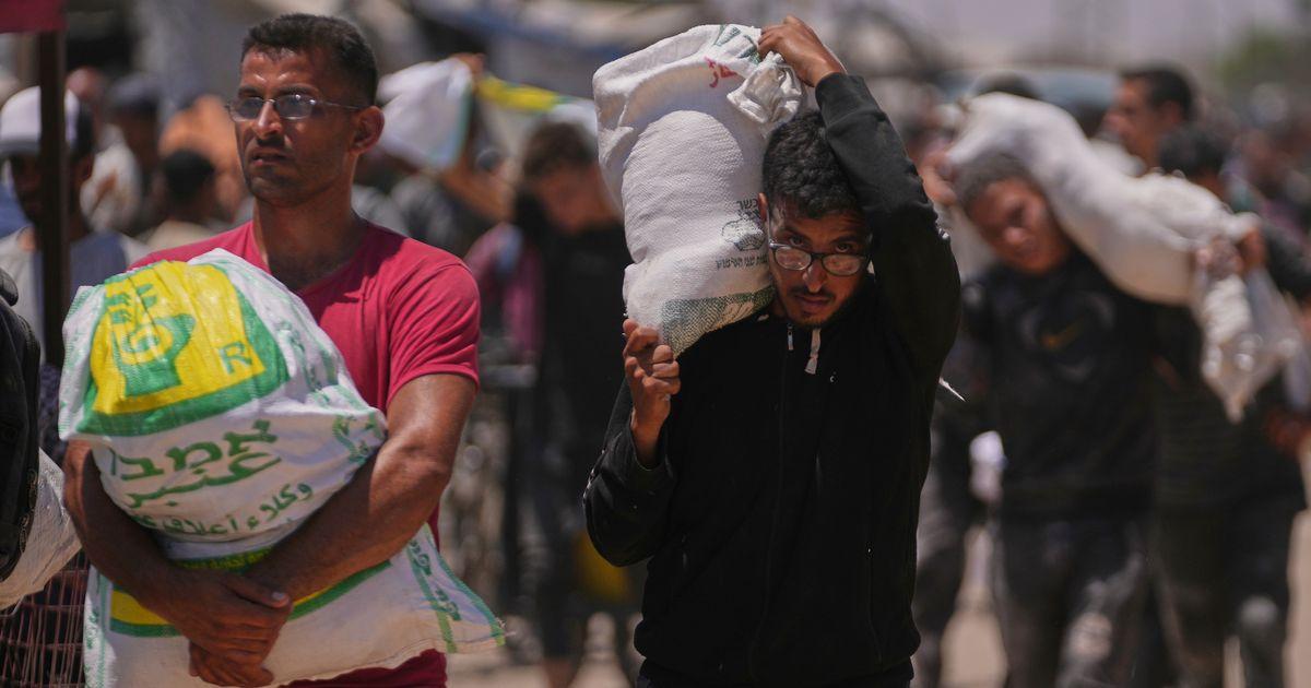 Vụ nã súng của Israel làm 18 người Palestine thiệt mạng ở miền Trung Gaza, tình hình phân phối lương thực ngày càng hỗn loạn
