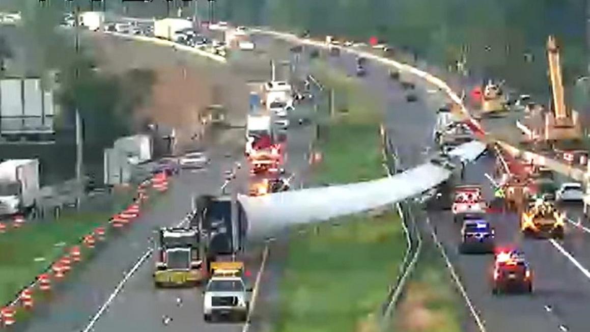 Maryland: Cánh quạt điện gió rơi xuống đường, giao thông trên xa lộ I-70 bị tê liệt