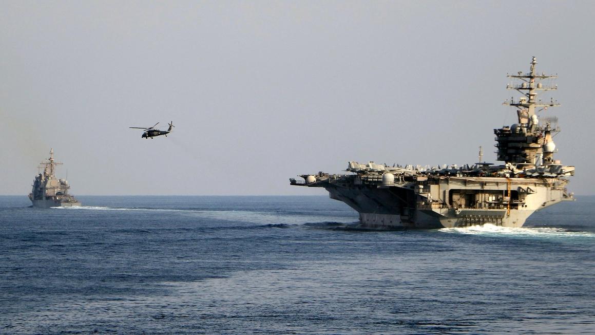 Eo Hẹp Hormuz: Tuyến Đường Dầu Mỏ Vital, Đóng Cửa Có Thể Gây Họa Cho Iran
