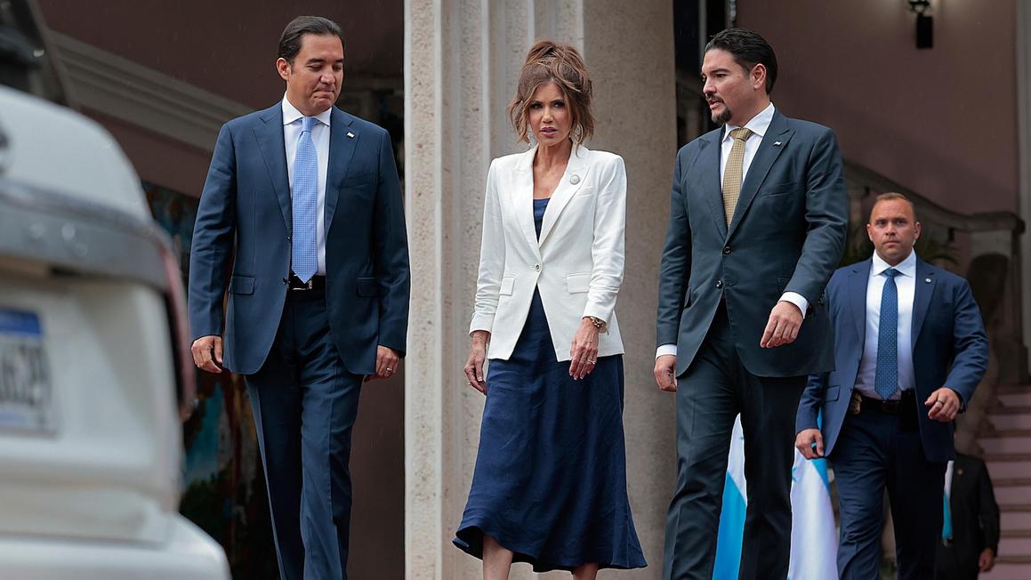 Honduras và Mỹ Thảo luận về Di trú, An ninh Sau Màn Khởi đầu Căng thẳng Dưới Thời Tổng thống Trump