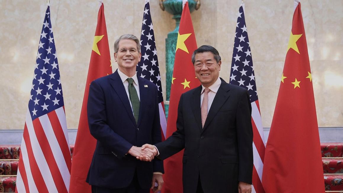 Tổng thống Trump cho biết Mỹ đã ký thỏa thuận thương mại với Trung Quốc, không cung cấp chi tiết
