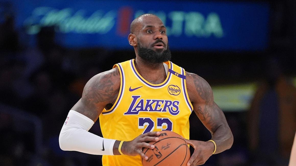 LeBron James tham gia quảng cáo Amazon, nói về sự trở lại ở mùa giải thứ 23 và chấn thương đầu gối