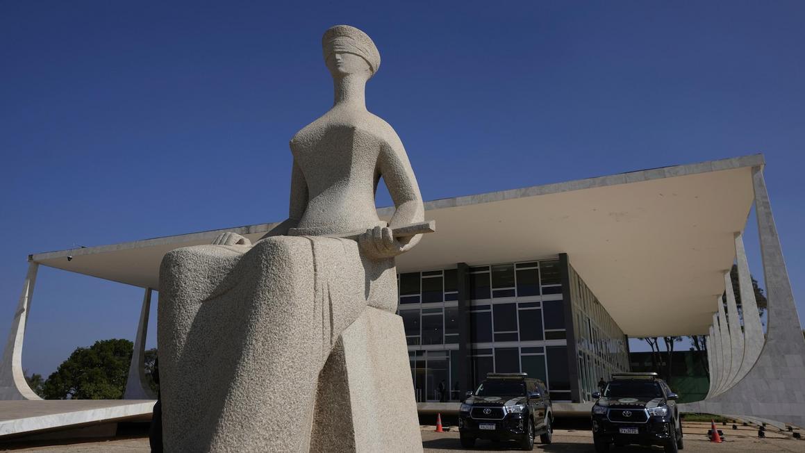 Brazil Đối Mặt Với Các Sĩ Quan Quân Đội Tình Nghi Âm Mưu Đảo Chính Trong Phiên Tòa Lịch Sử