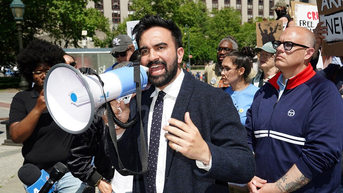 New York Post chỉ trích kế hoạch ‘thu thuế người da trắng nhiều hơn’ của ứng viên Zohran Mamdani là ‘chủ nghĩa phân biệt chủng tộc thuần túy’