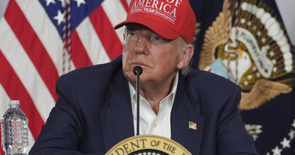 Ông Trump tạm ngưng viện trợ vũ khí cho Ukraine